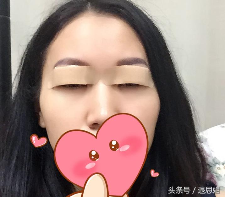 双眼皮的魅力与时尚趋势探讨