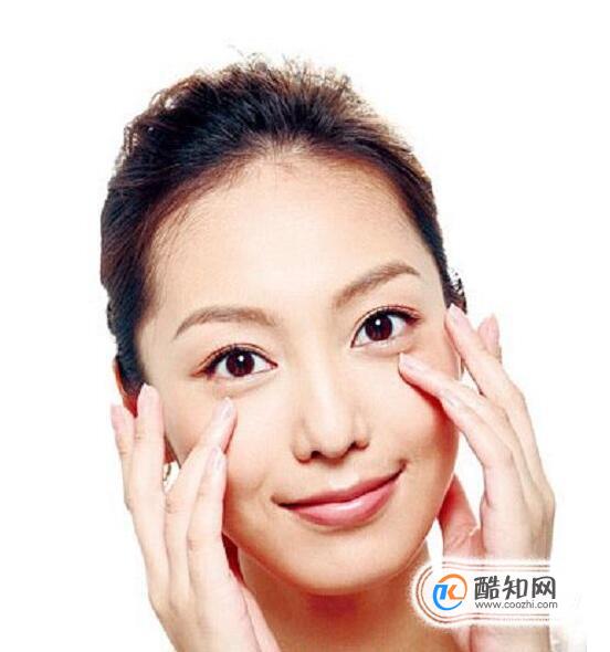 快速去眼袋的有效方法与技巧