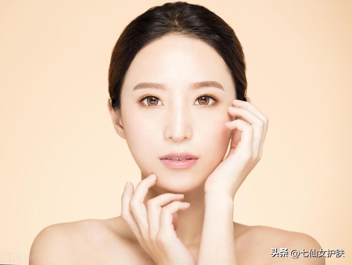 专业除皱美白，重塑肌肤年轻光彩的秘诀