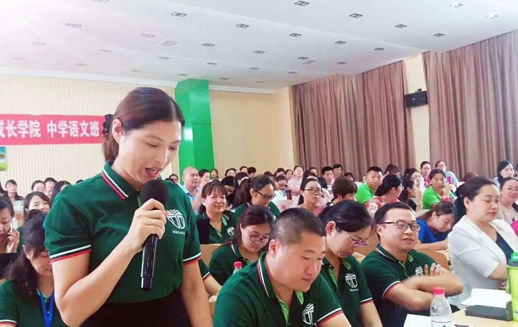 布衣精华，传统与现代的交融之美