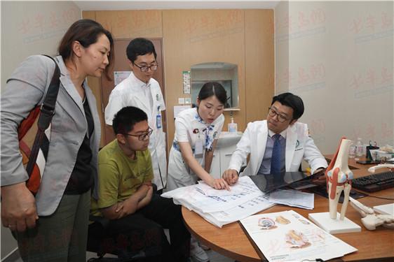 探索未来医学，三D打印机打印人体